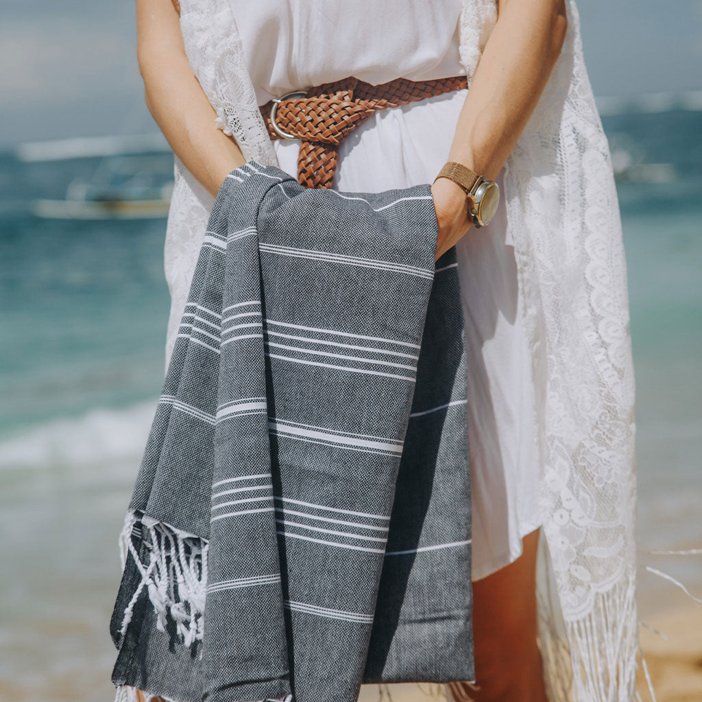 Wholesale Custom Turkish beach towels 100% cotton bath towel sets lightweight absorbent sand free quick drying Peshtemal